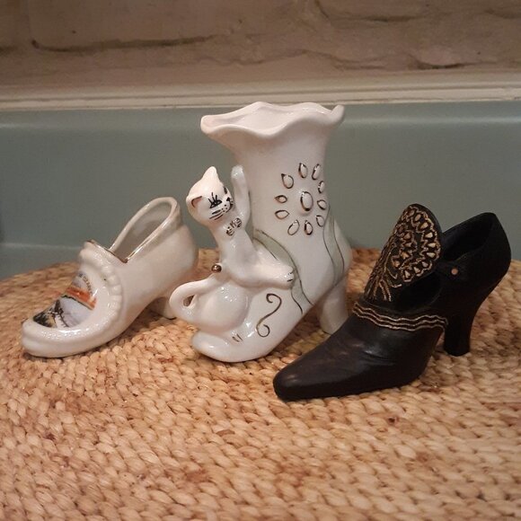 MINI SHOE COLLECTION TOTAL OF FOUR - Picture 1 of 11